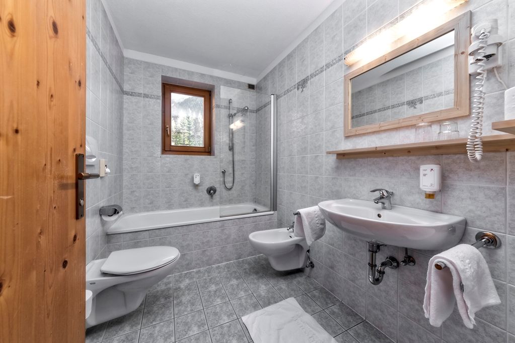 Falkensteiner Hotel Antholz - Adults Only Oda fotoğraf